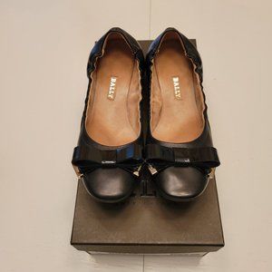 Bally Lamb Nappa Bowed Flats